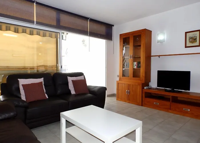 Mit Balkon Und Meerblick By Interhome Appartement