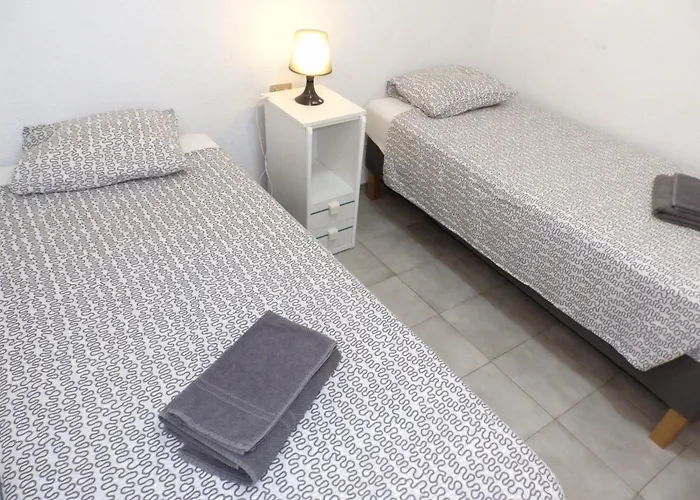 Mit Balkon Und Meerblick By Interhome Appartement *